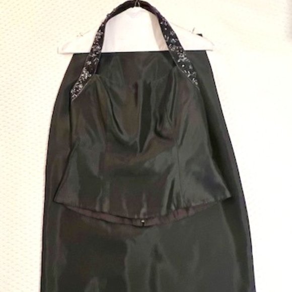 David’s Bridal Formal Black Embellished Halter Top with matching skirt Size 6 - Picture 1 of 15